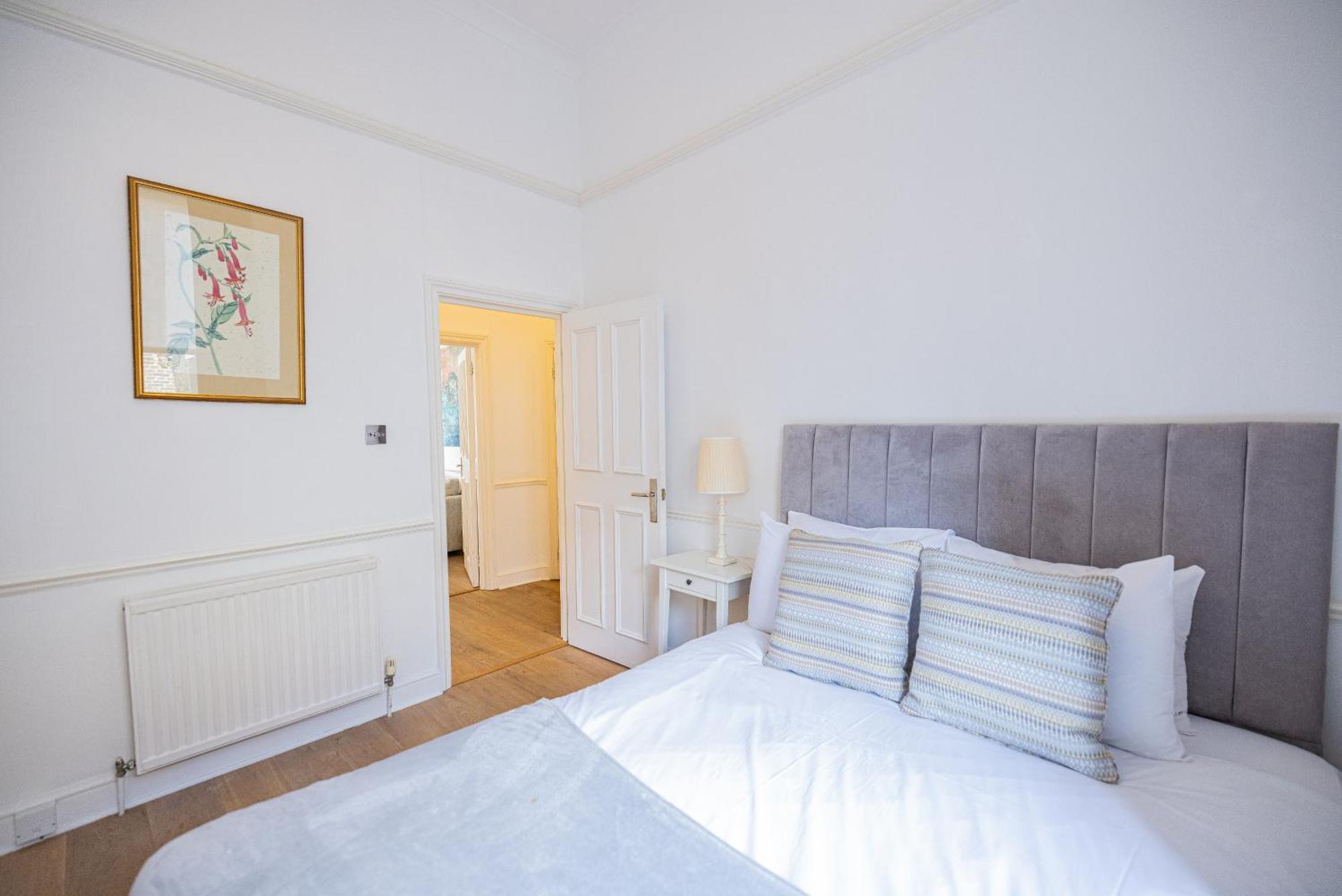 Apartment Gorgeous 3 B Edroom In Little Venice